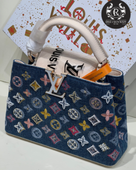 LV HAND PURSE