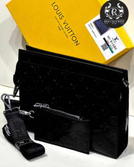 LV HAND PURSE