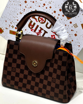 LV HAND PURSE